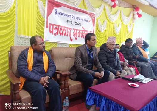 सत्ता गठबन्धन आगामी निर्वाचनसम्म कायमै रहन्छः माधव नेपाल